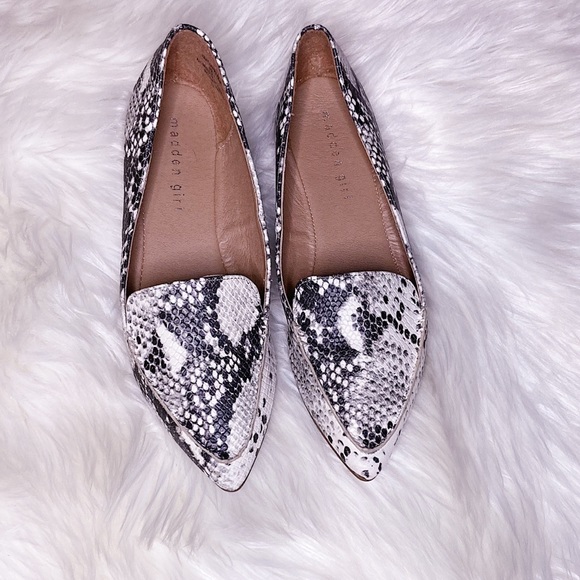 Madden Girl Shoes - Madden Girl Snakeskin Pointy Toe Flats EUC SZ 7
